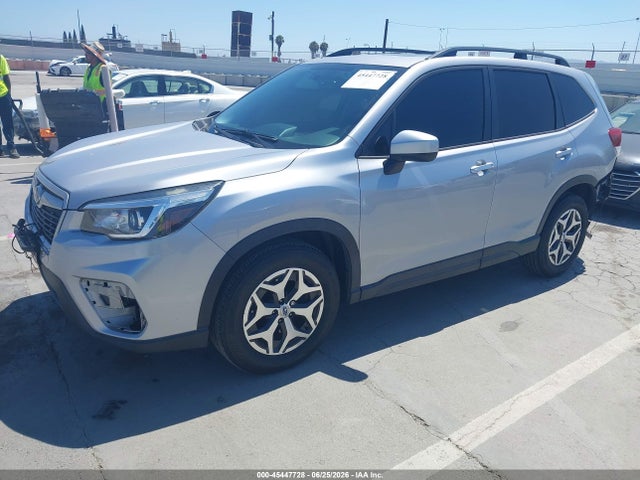 JF2SKAGC2KH576428 Subaru Forester Premium