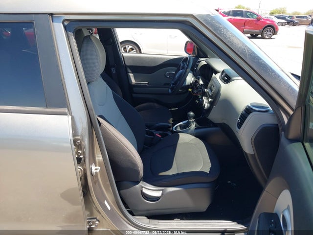KNDJN2A24F7156138 KIA Soul