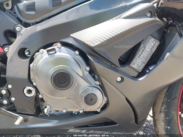 Suzuki GSX-R750 2026 JS1GR7MA1T7101229 Image 8