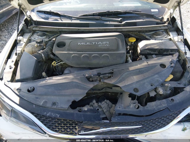 2015 Chrysler 200 Limited მანქანა იყიდება აუქციონზე, vin: 1C3CCCAB3FN575201, აუქციონის ნომერი: 45447768