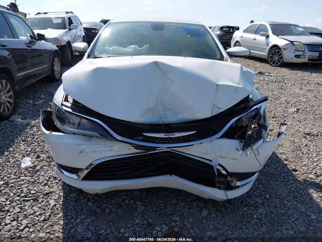 2015 Chrysler 200 Limited მანქანა იყიდება აუქციონზე, vin: 1C3CCCAB3FN575201, აუქციონის ნომერი: 45447768