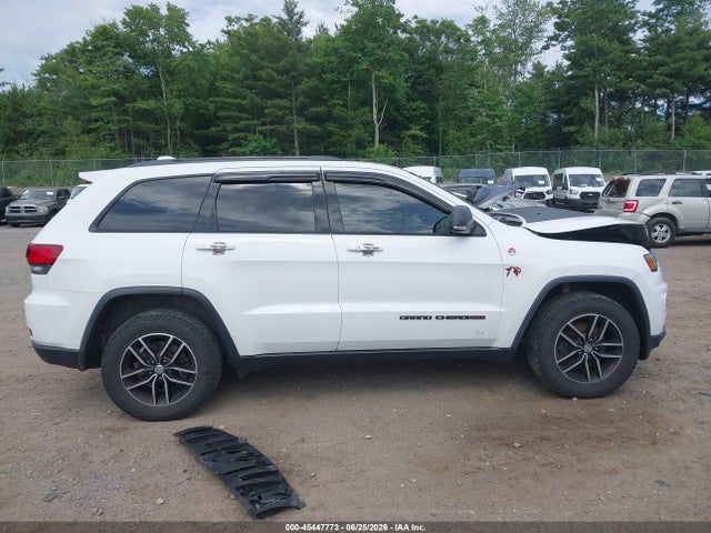 1C4RJFLG1JC507523 Jeep Grand Cherokee Trailhawk 4x4