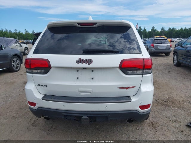 1C4RJFLG1JC507523 Jeep Grand Cherokee Trailhawk 4x4