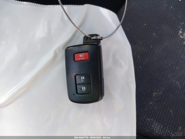 Продажа на аукционе авто 2018 Toyota Rav4 Xle, vin: JTMRFREV2JJ719096, номер лота: 45447779