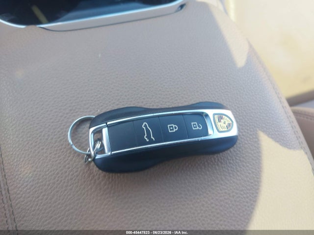 Продажа на аукционе авто 2023 Porsche Cayenne Platinum Edition, vin: WP1AA2AY4PDA03647, номер лота: 45447823