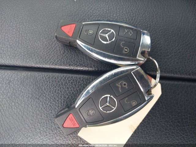 Auction sale of the 2016 Mercedes-benz C 300 4matic, vin: 55SWF4KB5GU102855, lot number: 45447852