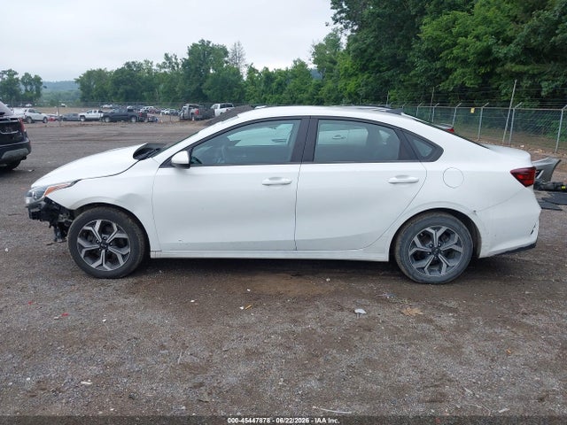 3KPF24AD6ME346015 KIA Forte Lxs