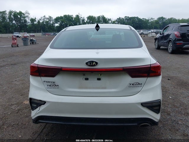 3KPF24AD6ME346015 KIA Forte Lxs
