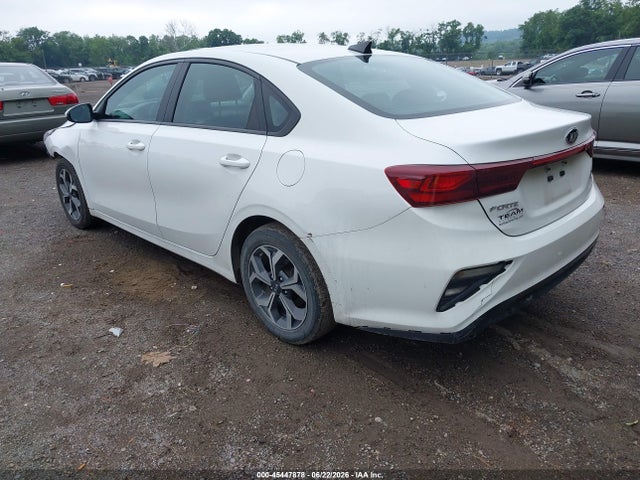 3KPF24AD6ME346015 KIA Forte Lxs