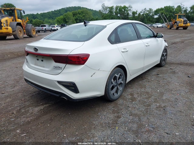 3KPF24AD6ME346015 KIA Forte Lxs