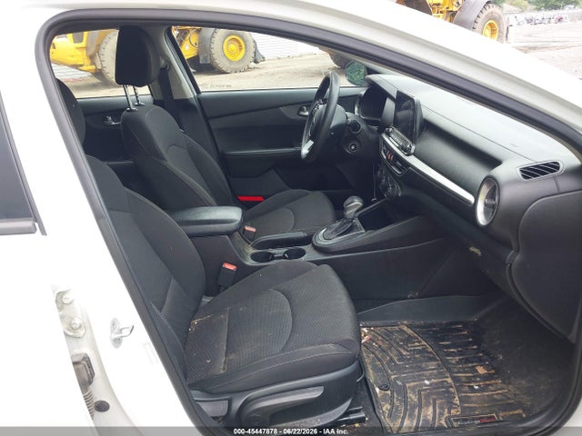 3KPF24AD6ME346015 KIA Forte Lxs