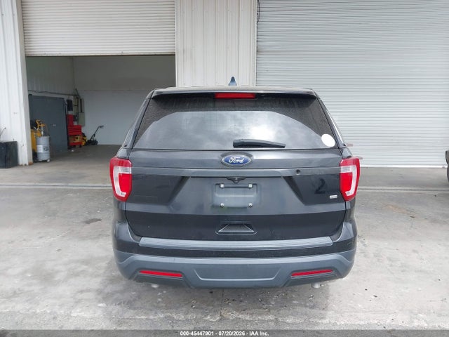Ford Police Interceptor Utility 2018 1FM5K8AR8JGC49565 Image 21