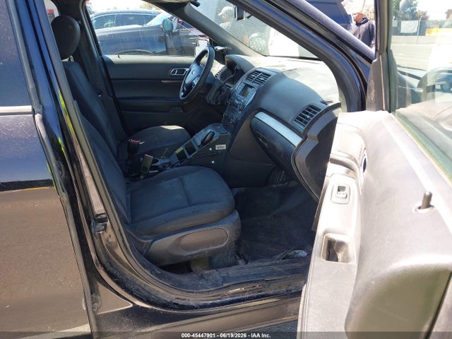 Ford Police Interceptor Utility 2018 1FM5K8AR8JGC49565 Image 5