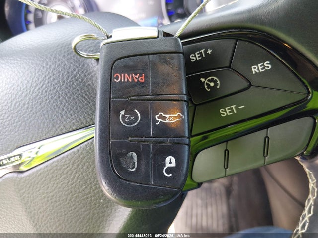 Продажа на аукционе авто 2016 Chrysler 300 300s, vin: 2C3CCABG8GH106260, номер лота: 45448013