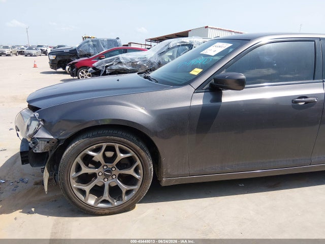 Продажа на аукционе авто 2016 Chrysler 300 300s, vin: 2C3CCABG8GH106260, номер лота: 45448013