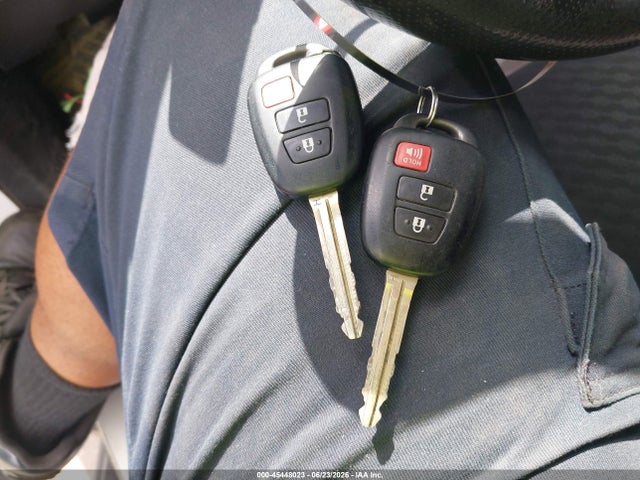 45448023 :رقم المزاد ، 5TFDZ5BN7MX059492 vin ، 2021 Toyota Tacoma Sr5 V6 مزاد بيع