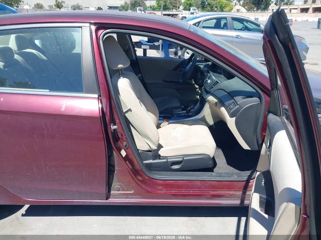Auction sale of the 2013 Honda Accord Lx, vin: 1HGCR2F30DA163877, lot number: 45448027