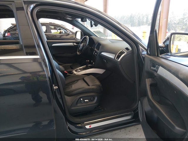 Audi Q5 2.0t Premium 2017 WA1M2AFP7HA049864 Image 5