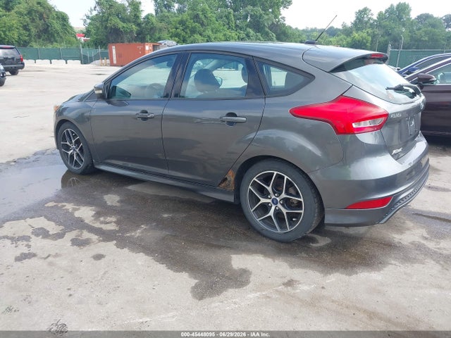 Продаж на аукціоні авто 2015 Ford Focus Se, vin: 1FADP3K27FL239037, номер лоту: 45448095