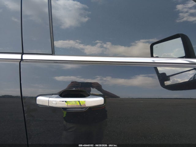Продажа на аукционе авто 2020 Gmc Sierra 3500hd 4wd  Standard Bed Denali, vin: 1GT49WEYXLF118986, номер лота: 45448102