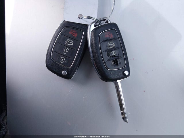 Hyundai SONATA SE 2017 5NPE24AF2HH482981 Image 11