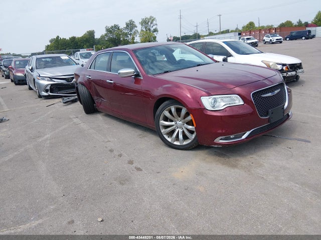 45448201 :رقم المزاد ، 2C3CCAEG1KH555610 vin ، 2019 Chrysler 300 Limited مزاد بيع