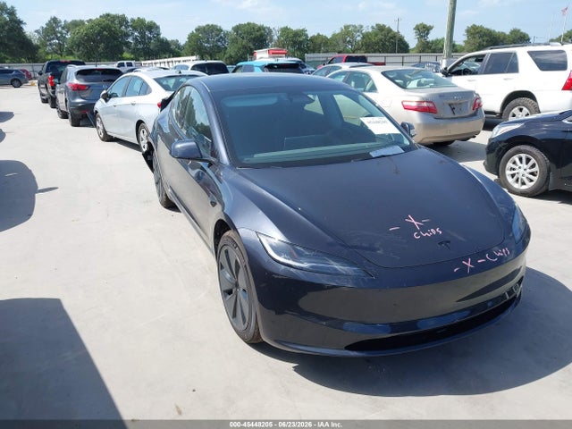 Tesla Model 3 Premium Rear-wheel Drive/rear-wheel Drive 2026 5YJ3E1EA6TF154661 главное изображение