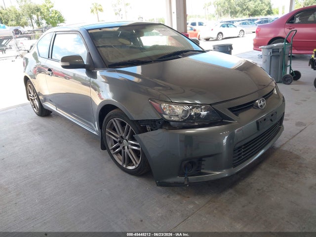 45448212 :رقم المزاد ، JTKJF5C75B3015936 vin ، 2011 Scion Tc مزاد بيع