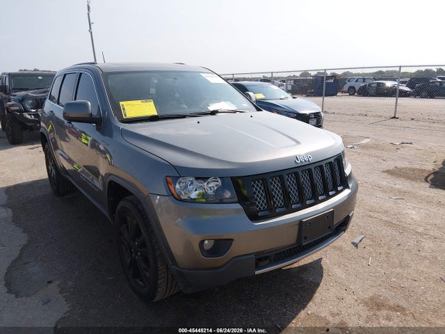 2012 Jeep Grand Cherokee Laredo მანქანა იყიდება აუქციონზე, vin: 1C4RJFAG2CC329532, აუქციონის ნომერი: 45448214
