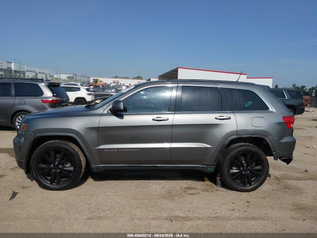 2012 Jeep Grand Cherokee Laredo მანქანა იყიდება აუქციონზე, vin: 1C4RJFAG2CC329532, აუქციონის ნომერი: 45448214