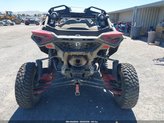 Can-Am Maverick R Max X 2025 3JB8KAU25SE000104 Image 6