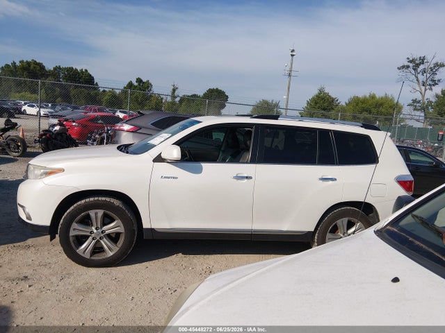Auction sale of the 2013 Toyota Highlander Limited V6, vin: 5TDYK3EH7DS120572, lot number: 45448272