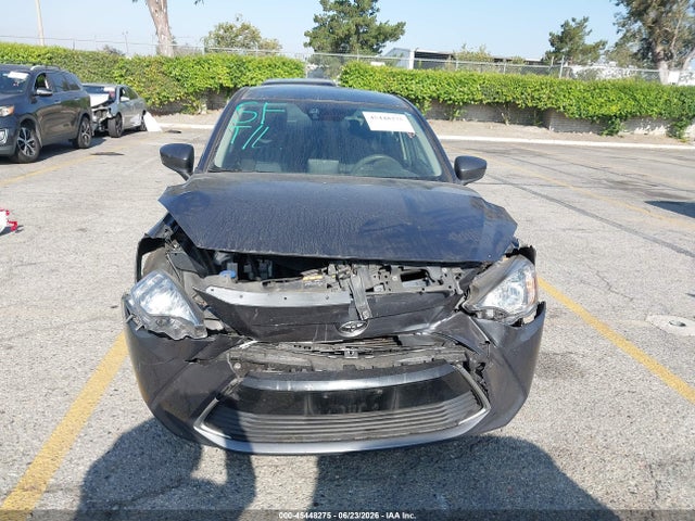 3MYDLBYV5HY186867 Toyota YARIS IA
