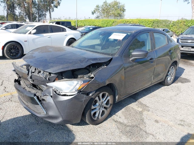 3MYDLBYV5HY186867 Toyota YARIS IA