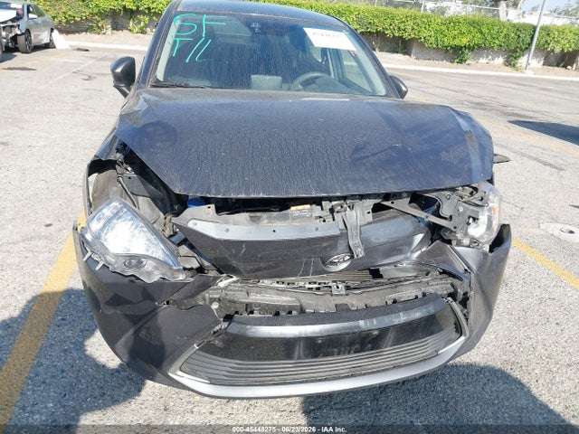 3MYDLBYV5HY186867 Toyota YARIS IA