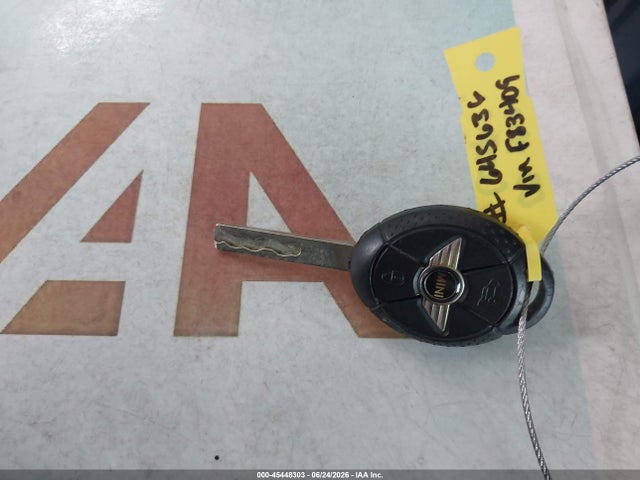 Auction sale of the 2005 Mini Cooper S, vin: WMWRH33505TF83409, lot number: 45448303