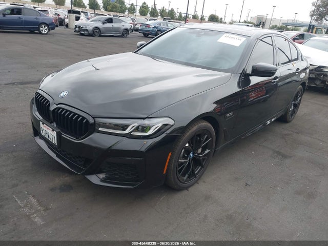 WBA13AG00NCK12102 BMW 530e