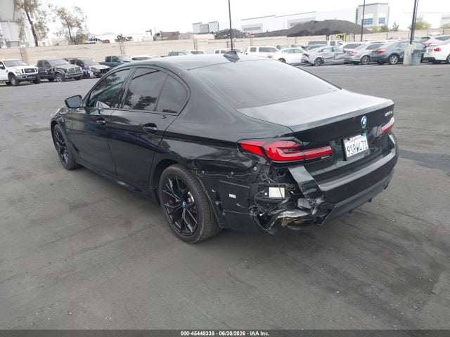 WBA13AG00NCK12102 BMW 530e