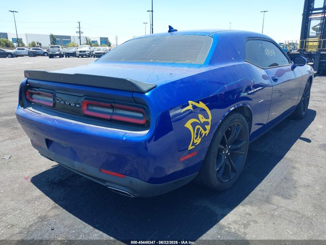 Dodge Challenger Sxt Plus 2018 2C3CDZAG8JH213037 Image 4