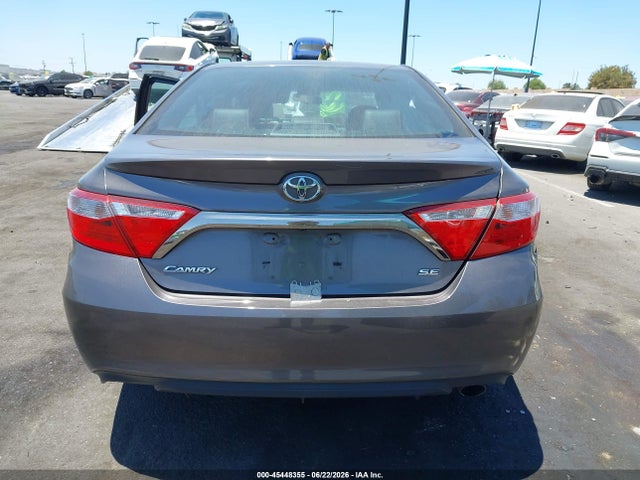 4T1BF1FK8GU256665 Toyota CAMRY SE