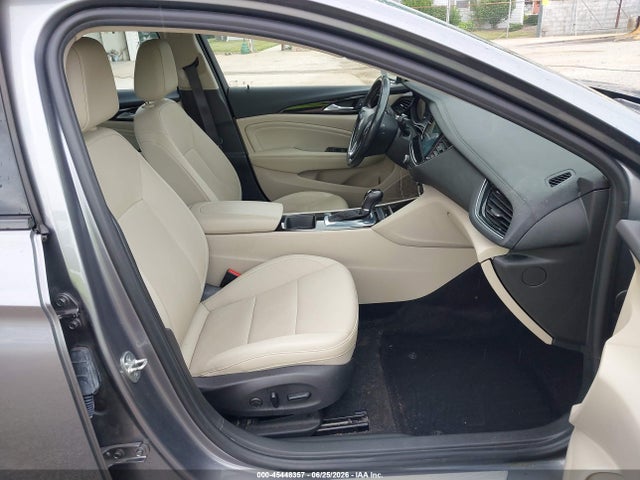 45448357 :رقم المزاد ، W04GR6SX4L1012775 vin ، 2020 Buick Regal Sportback Awd Essence مزاد بيع