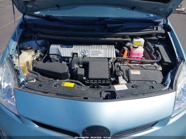 JTDKN3DU7F1892520 Toyota Prius Three