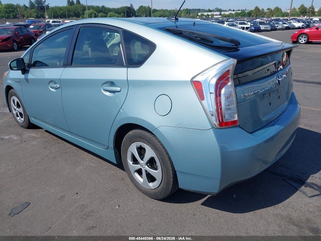 JTDKN3DU7F1892520 Toyota Prius Three