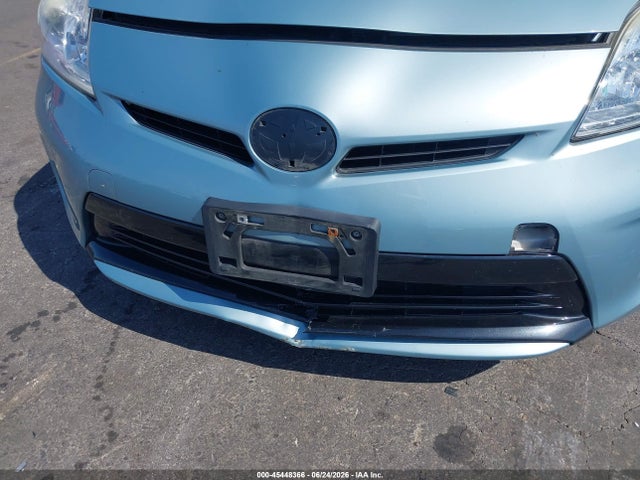 JTDKN3DU7F1892520 Toyota Prius Three