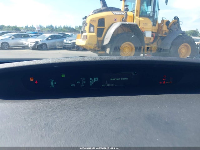 JTDKN3DU7F1892520 Toyota Prius Three