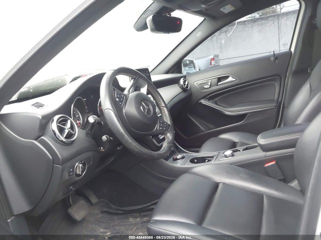 Mercedes-Benz GLA 250 2018 WDCTG4EB3JJ467221 Image 17