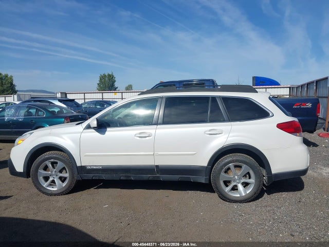 Auction sale of the 2014 Subaru Outback 2.5i Limited, vin: 4S4BRBLC1E3281632, lot number: 45448371