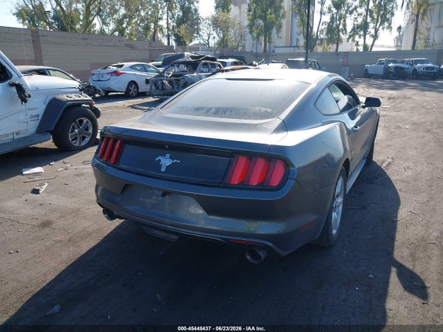 Ford Mustang V6 2016 1FA6P8AM6G5303566 Image 17