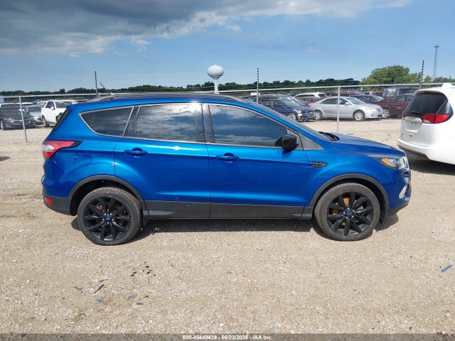 45448439 :رقم المزاد ، 1FMCU9GD1JUB10060 vin ، 2018 Ford Escape Se مزاد بيع