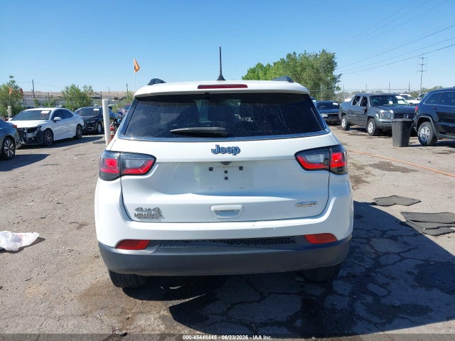 3C4NJDFN4PT528201 Jeep Compass Latitude Lux Fwd